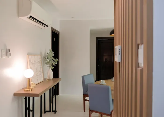 Apartment 2 Bedroom Unit At The Padgett Place *